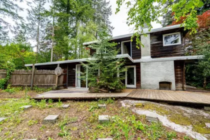 Staircase Photo of 173 W Osborne Road, North Vancouver, BC
