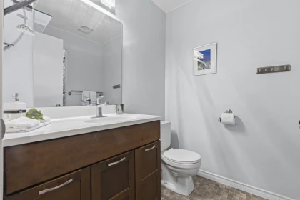Guest Bathroom Photo of 4 3384 Coast Meridian Road, Port Coquitlam, BC