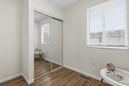 Mudroom Photo of 4 3384 Coast Meridian Road, Port Coquitlam, BC