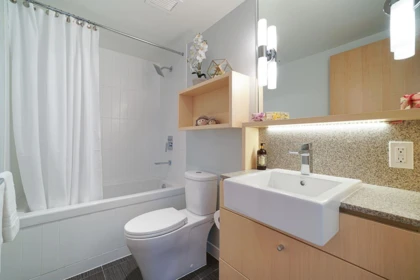 Kitchen Island Photo of 3108 13495 Central Avenue, Surrey, BC