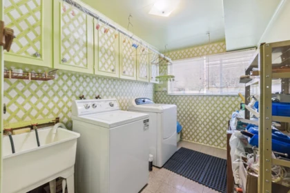 Guest Bathroom Photo of 3780 Barmond Avenue, Richmond, BC