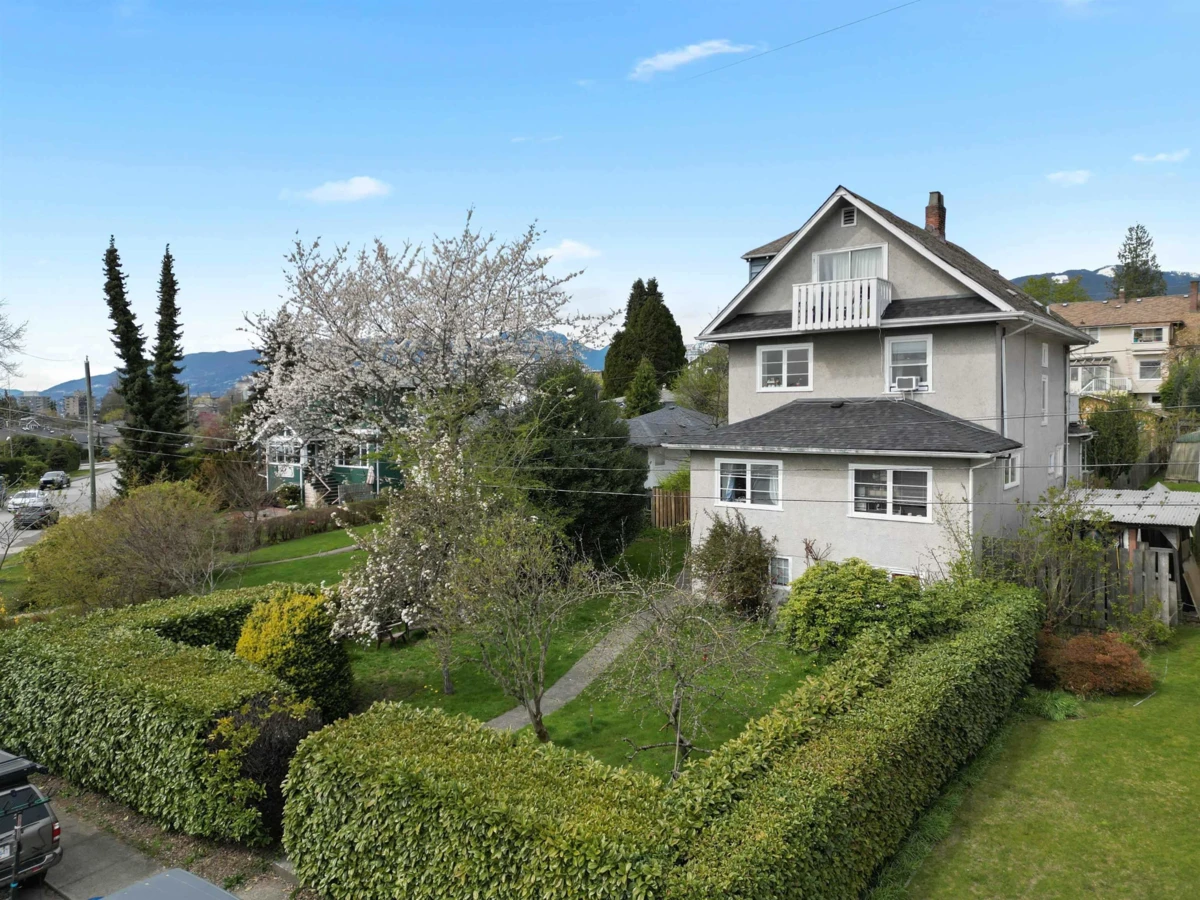 Exterior Rear Photo of 444 E 6th Street, North Vancouver, BC