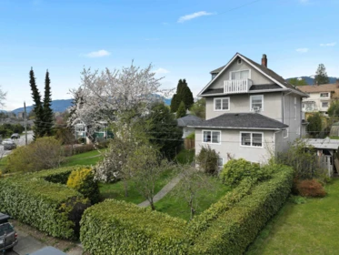 444 E 6th Street, North Vancouver, BC, North Vancouver — Single Family Residence for sale