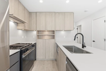 Kitchen Photo of 505 19577 65b Avenue, Surrey, BC