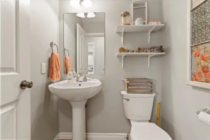 Powder Room Photo of 44699 Riverwood Crescent, Chilliwack, BC