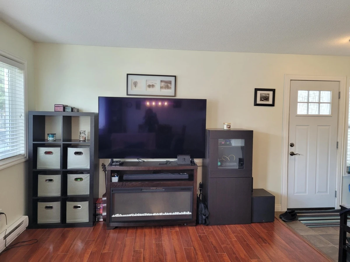 Living Room Photo of 3712 Dunsmuir Way, Abbotsford, BC