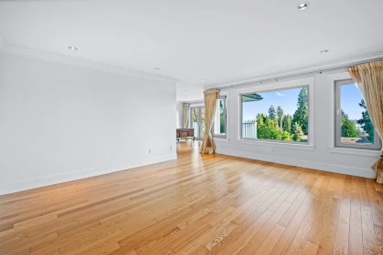 Basement Recreation Room Photo of 1361 Mathers Avenue, West Vancouver, BC