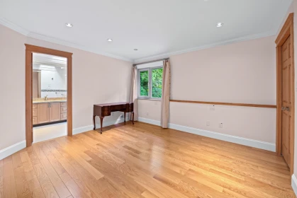 Staircase Photo of 1361 Mathers Avenue, West Vancouver, BC