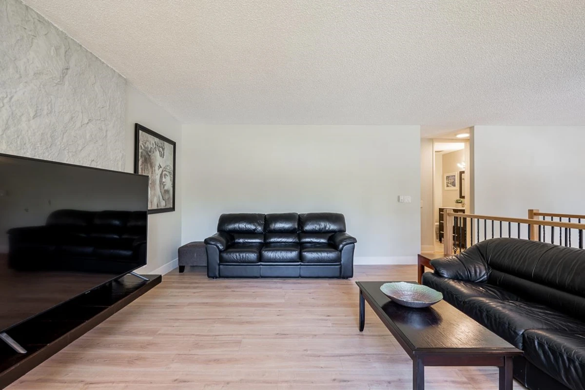 Dining Area Photo of 2602 Hawser Avenue, Coquitlam, BC