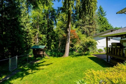 Garden / Landscaping Photo of 2602 Hawser Avenue, Coquitlam, BC