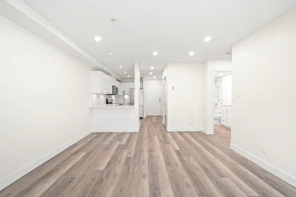 103 2212 Oxford Street, Vancouver, BC, Vancouver — Apartment/Condo for sale