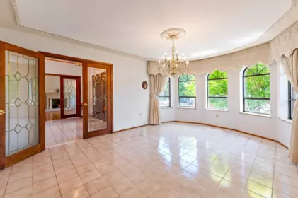 Hallway Photo of 2411 E 39th Avenue, Vancouver, BC