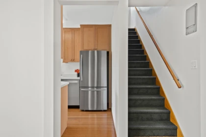 Hallway Photo of 8 2296 W 39th Avenue, Vancouver, BC