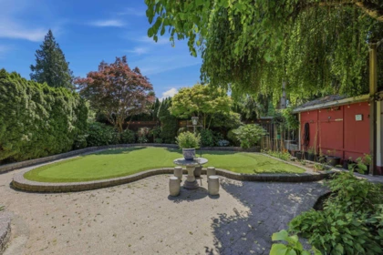 Backyard Photo of 20220 125 Avenue, Maple Ridge, BC