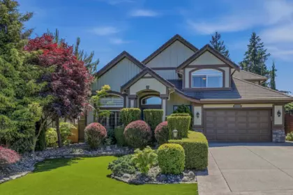 20220 125 Avenue, Maple Ridge, BC, Maple Ridge — Single Family Residence for sale