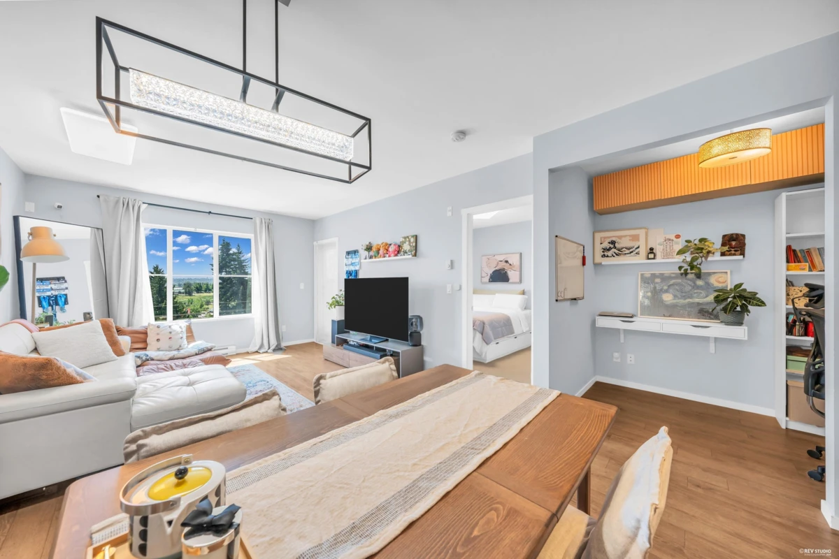 Family Room Photo of 305 202 Lebleu Street, Coquitlam, BC