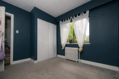 Primary Bedroom Photo of 3439 DUNDAS STREET, Vancouver BC V5K 1R9