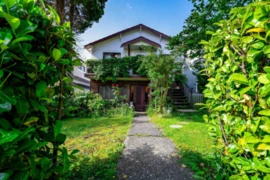 3439 Dundas Street, Vancouver, BC