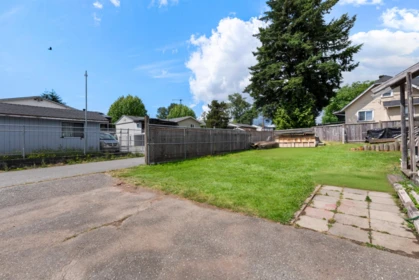 Primary Bedroom Photo of 12140 96 Avenue, Surrey, BC