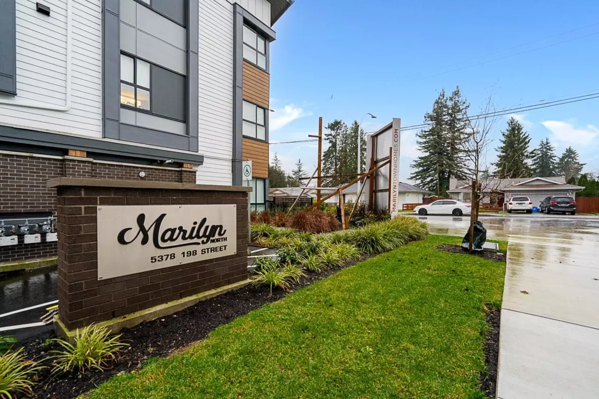 Living Room Photo of 108 5330 198 Street, Langley, BC