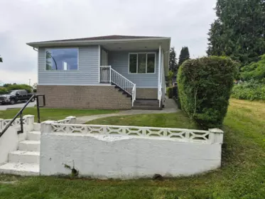 Garden / Landscaping Photo of 4298 Mcgill Street, Burnaby, BC