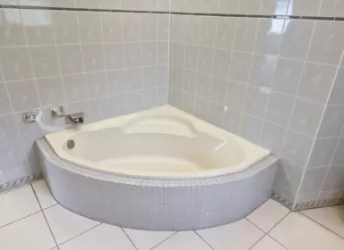 Powder Room Photo of 4298 Mcgill Street, Burnaby, BC