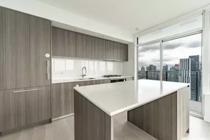 2704 6537 Telford Avenue, Burnaby, BC, Burnaby — Apartment/Condo for sale