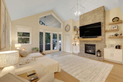 Basement Recreation Room Photo of 23461 50 Avenue, Langley, BC
