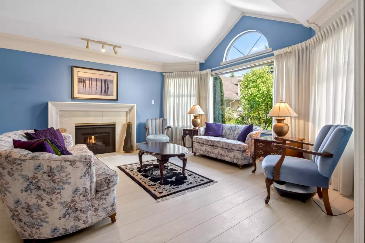 Living Room Photo of 3 9820 Haddon Drive, Richmond, BC