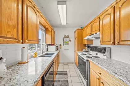 5 3550 E 49th Avenue, Vancouver, BC, Vancouver — Townhouse for sale