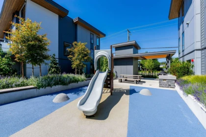 Garden / Landscaping Photo of 130 921 Grant Street, Coquitlam, BC