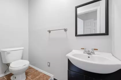 Entry Foyer Photo of 31821 Silverdale Avenue, Mission, BC