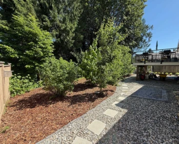 Garden / Landscaping Photo of 31821 Silverdale Avenue, Mission, BC