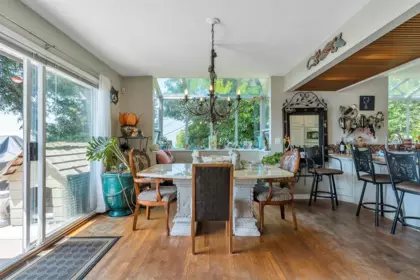 Kitchen Photo of 14810 Prospect Avenue, White Rock, BC