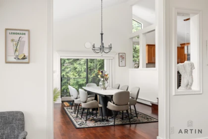 Breakfast Nook Photo of 1521 Chartwell Drive, West Vancouver, BC