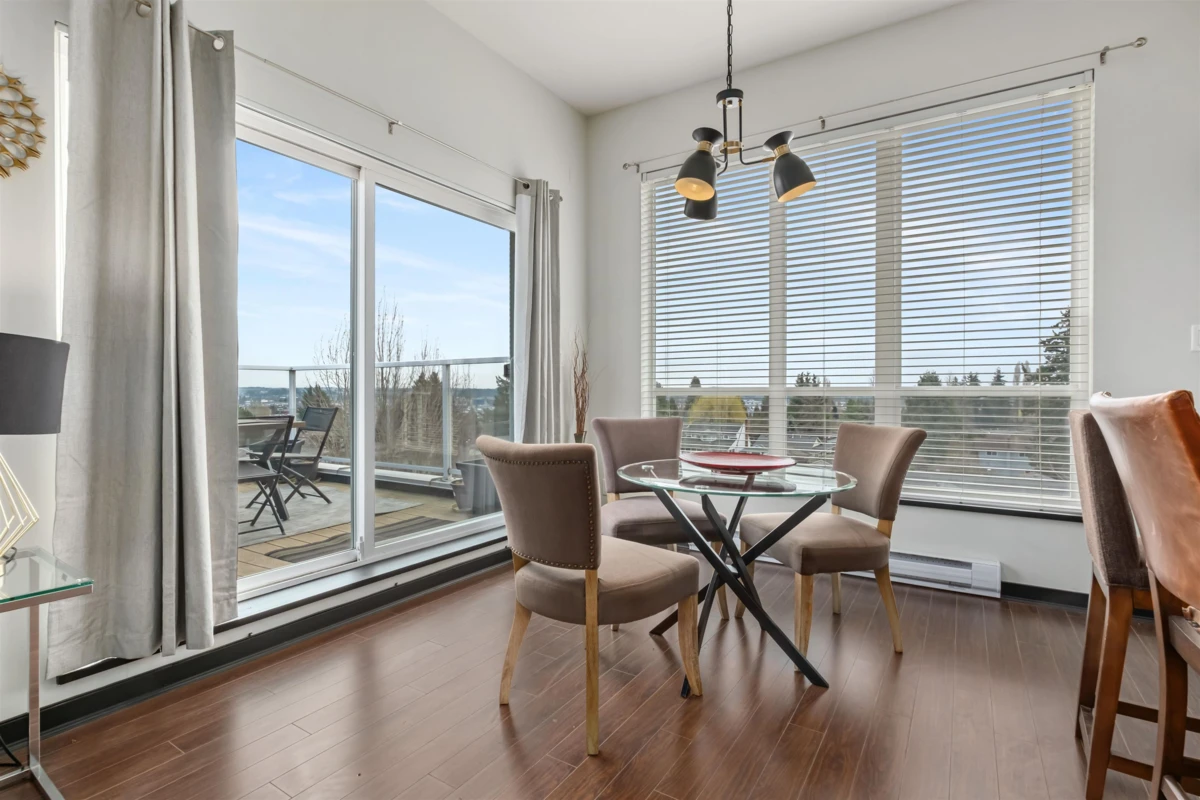 Dining Area Photo of 501 6440 194 Street, Surrey, BC