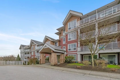 Community Amenities Photo (Clubhouse) of 501 6440 194 Street, Surrey, BC