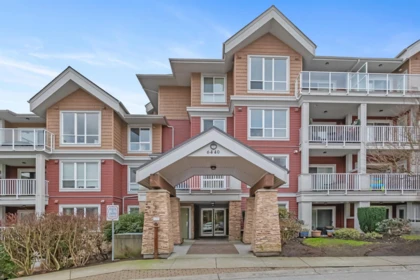 501 6440 194 Street, Surrey, BC, Surrey — Apartment/Condo for sale
