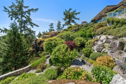 Hot Tub / Spa Photo of 4936 Meadfeild Road, West Vancouver, BC
