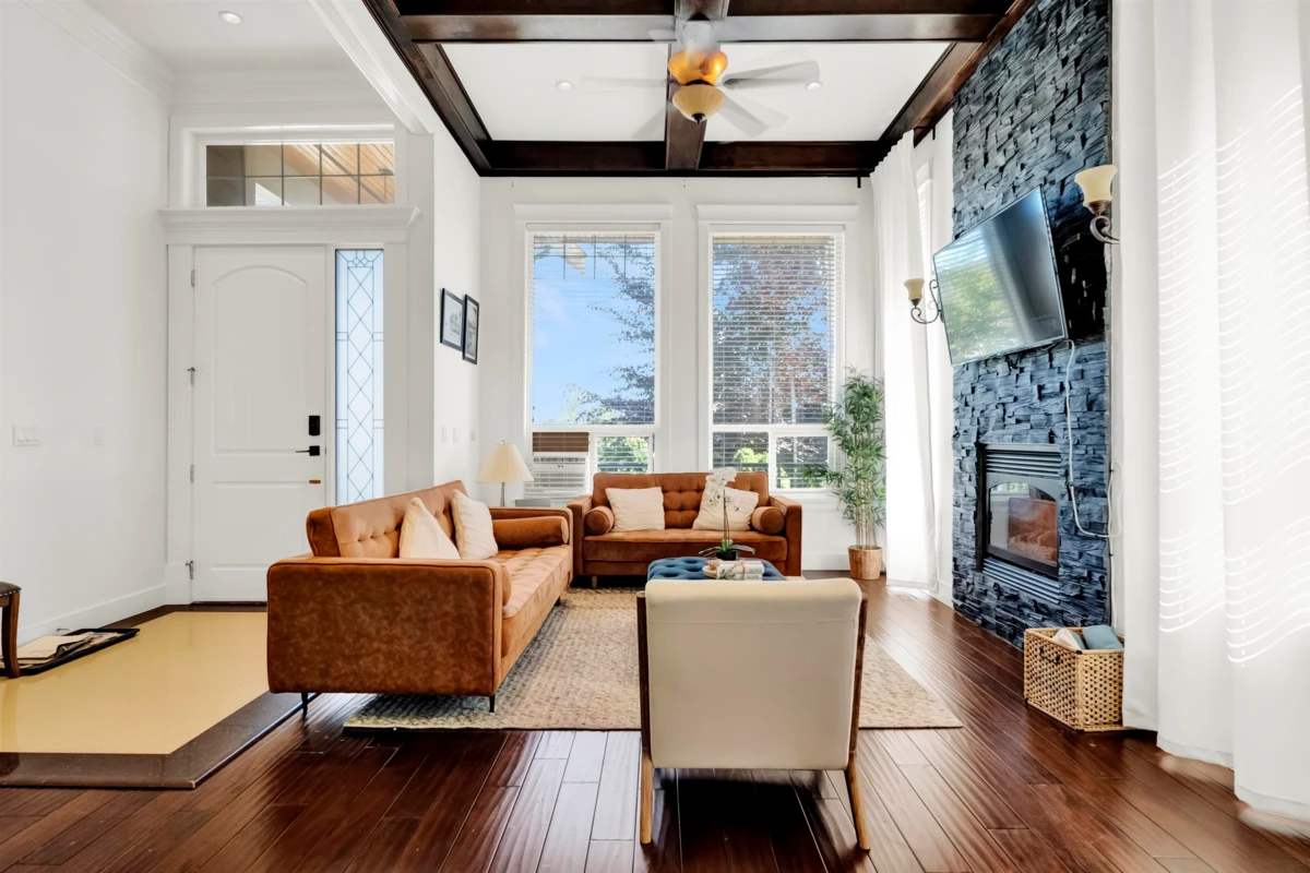 Family Room Photo of 14511 81 Avenue, Surrey, BC