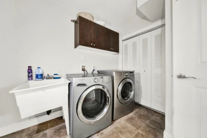 Mudroom Photo of 14511 81 Avenue, Surrey, BC
