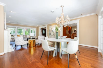 Breakfast Nook Photo of 5088 Granville Street, Vancouver, BC