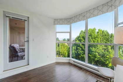 Loft / Bonus Room Photo of 411 12148 224 Street, Maple Ridge, BC
