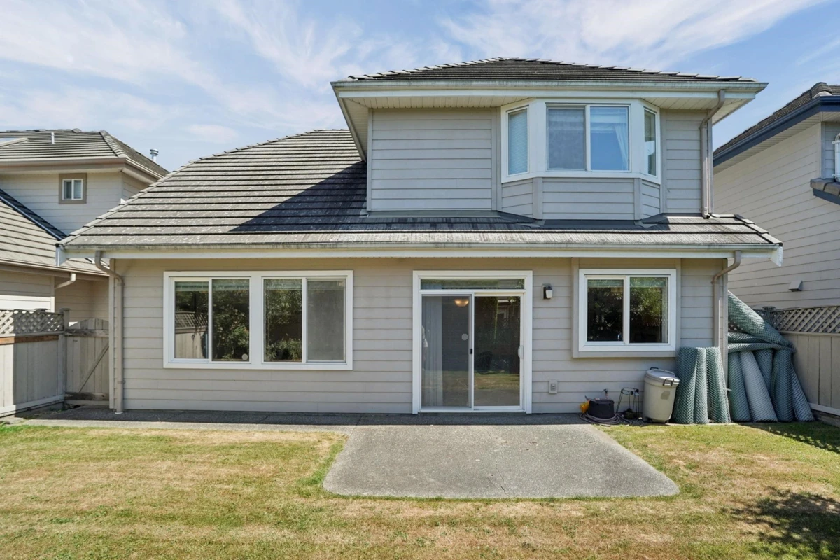 Living Room Photo of 3488 Tolmie Avenue, Richmond, BC