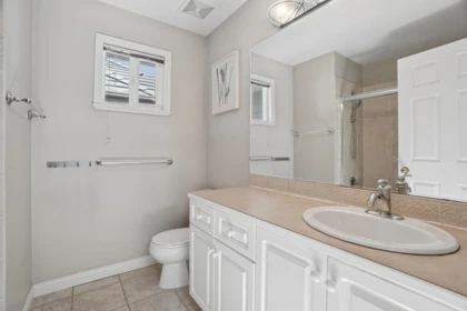 Hallway Photo of 3488 Tolmie Avenue, Richmond, BC