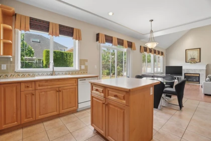 Kitchen Photo of 3488 Tolmie Avenue, Richmond, BC