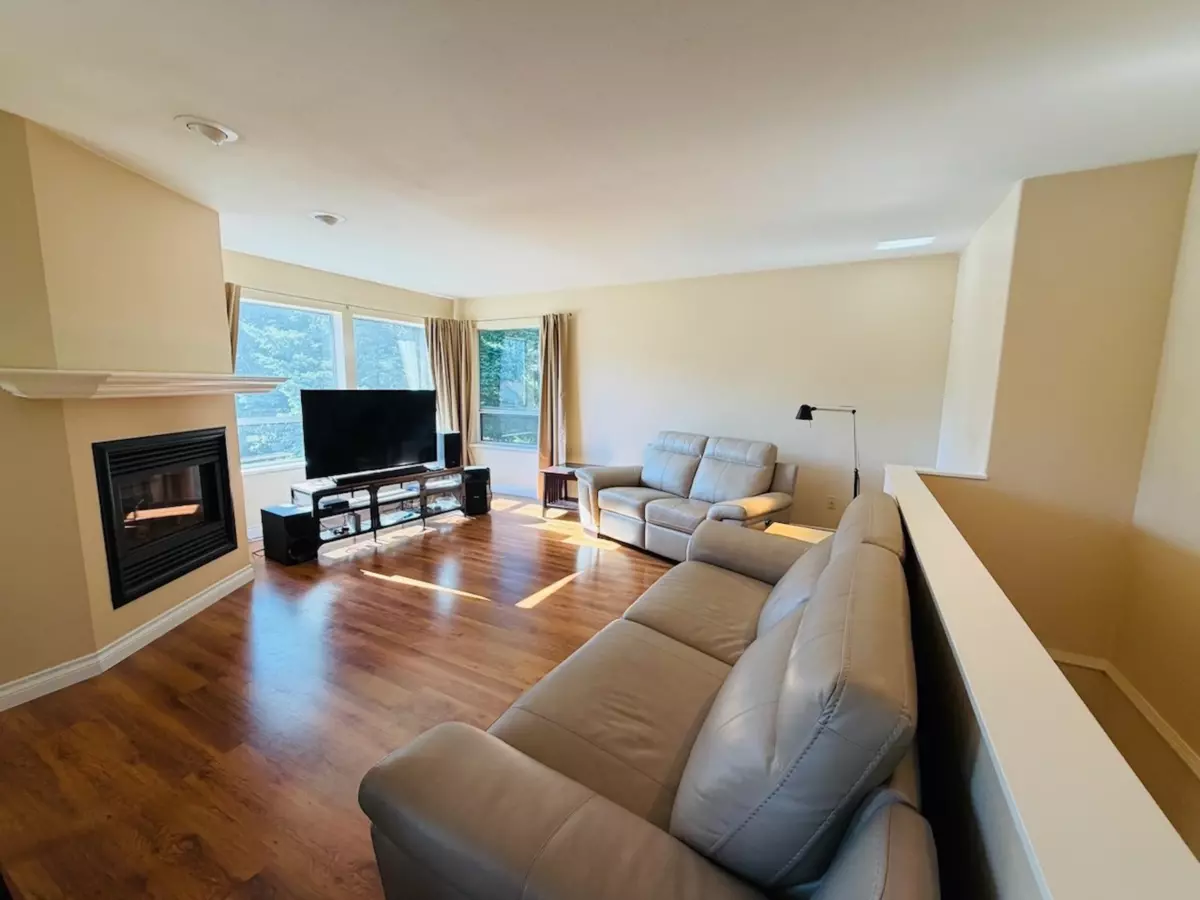 Family Room Photo of 852 Tralee Place, Gibsons, BC