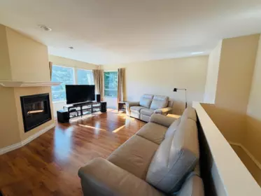 852 Tralee Place, Gibsons, BC, Gibsons — Single Family Residence for sale