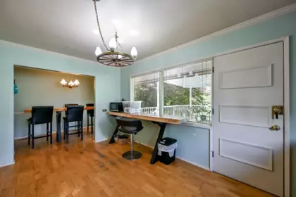 Kitchen Island Photo of 10207 127 Street, Surrey, BC