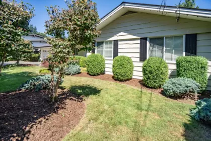 Community Amenities Photo (Clubhouse) of 34899 High Drive, Abbotsford, BC